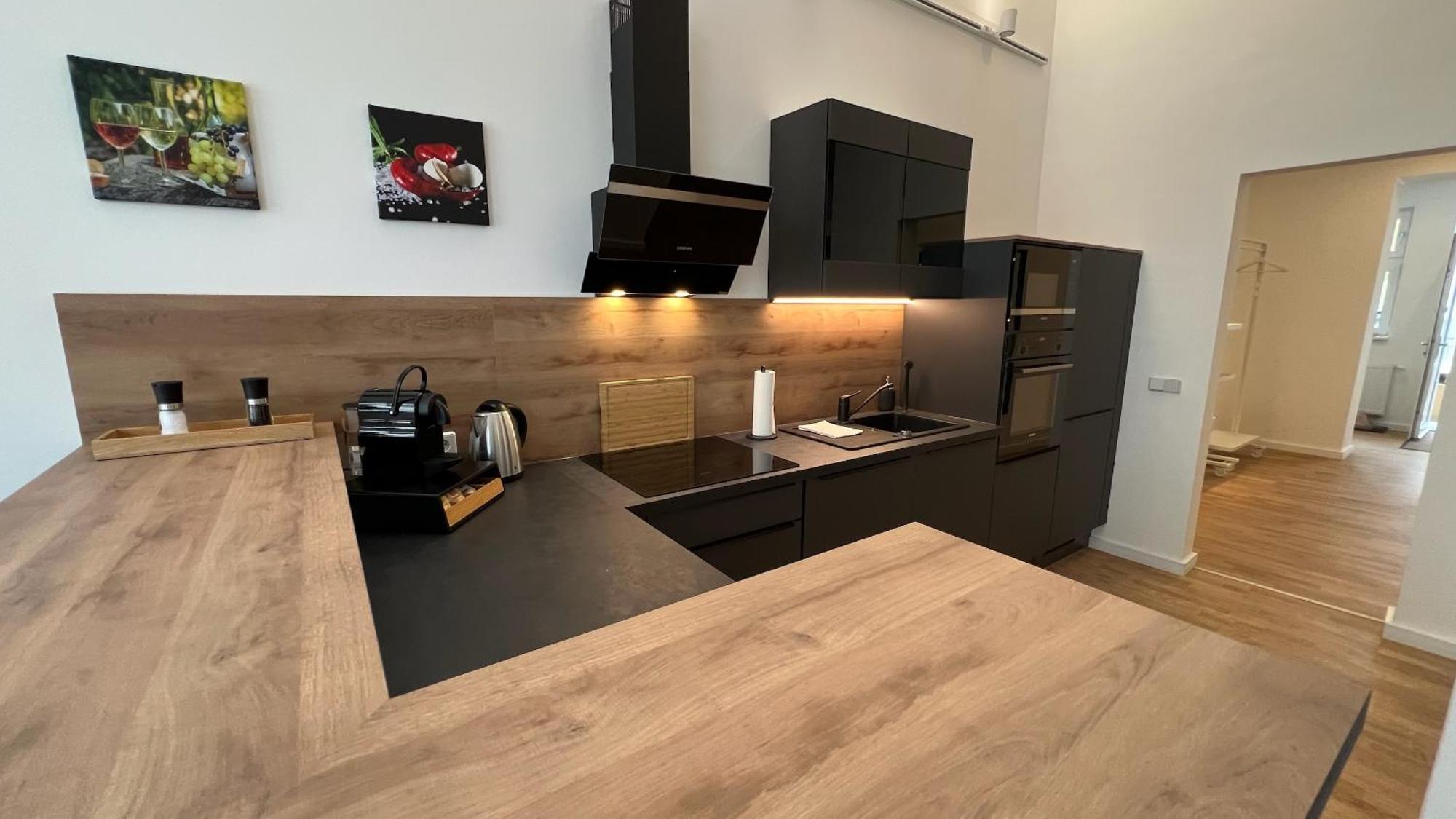Neu! City-Loft-Apartment Im Goethe Palais I 5P I Lift I Parkplatz I Zentrum I Helios Aue  Bagian luar foto