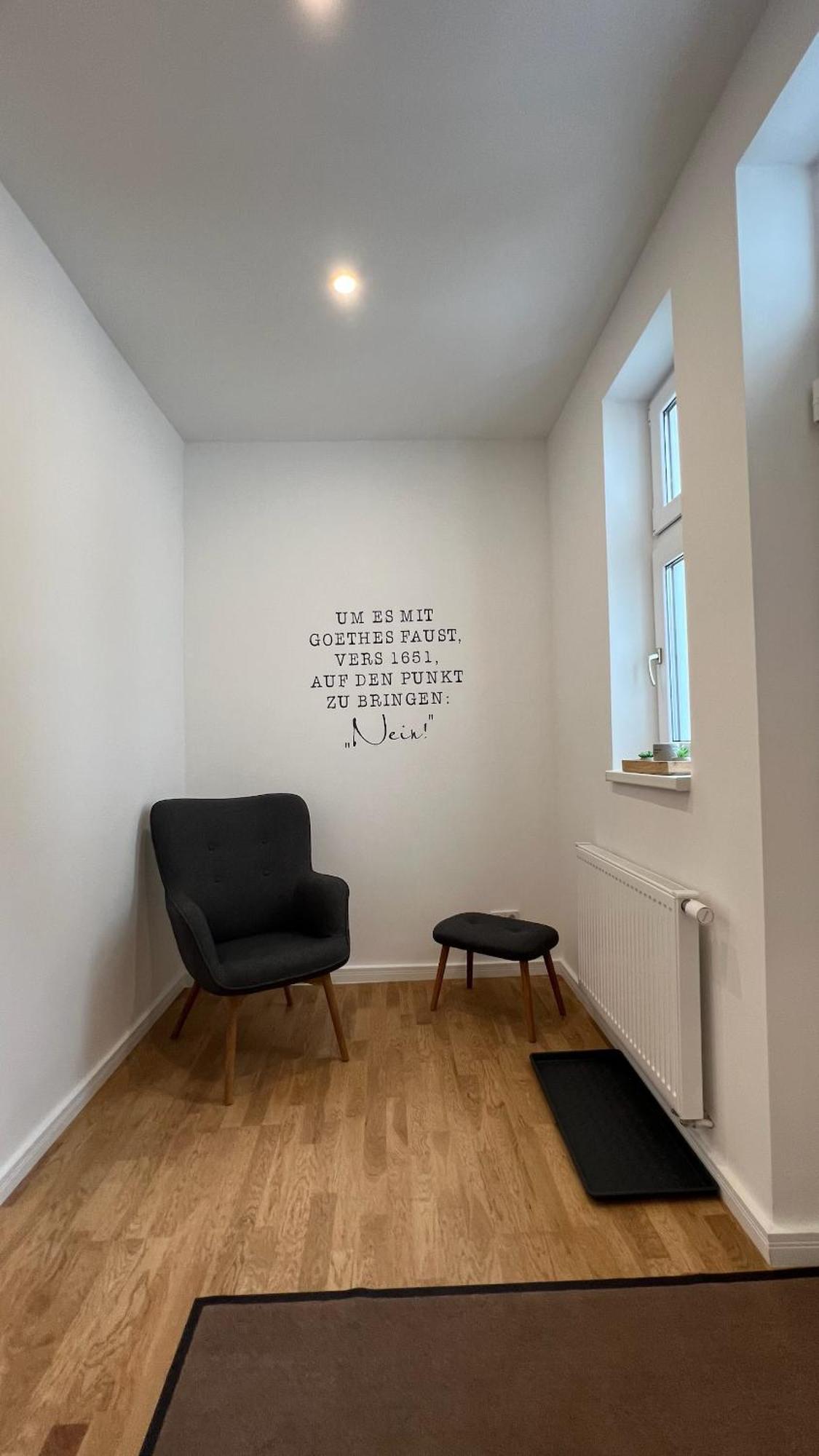 Neu! City-Loft-Apartment Im Goethe Palais I 5P I Lift I Parkplatz I Zentrum I Helios Aue  Bagian luar foto